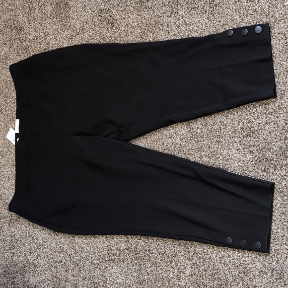 Laura Plus Pull On Pants Slim Leg Button ankle detail  Black PLUS Size 24 NWT - Picture 5 of 13